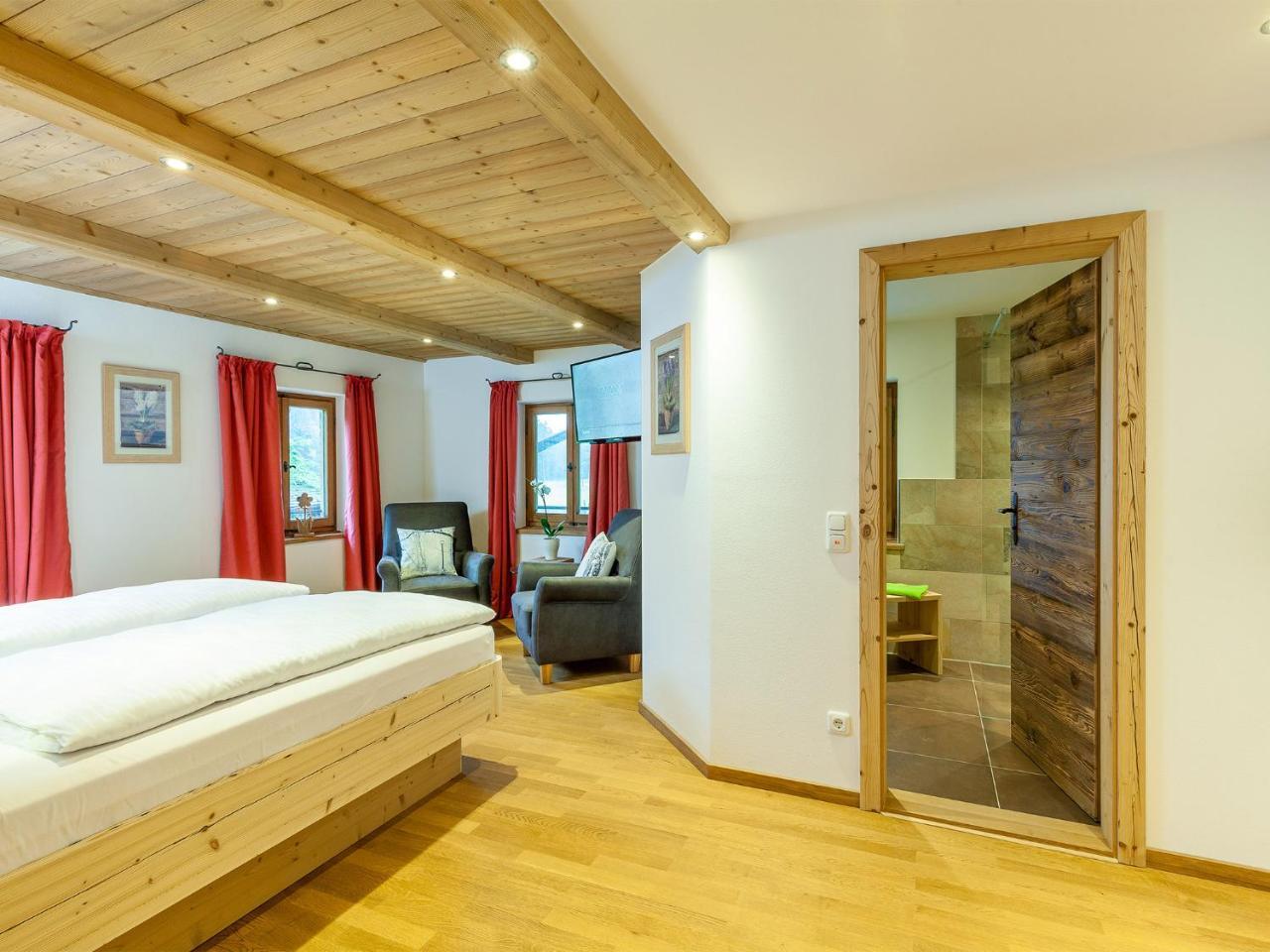 Ferienwohnung Staffen Unterwossen Bagian luar foto